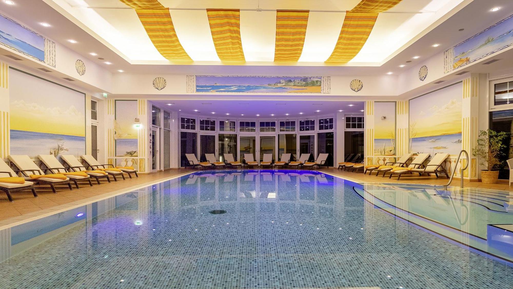 Hotel Zur Post - Ein Rovell Hotel Heringsdorf  Esterno foto