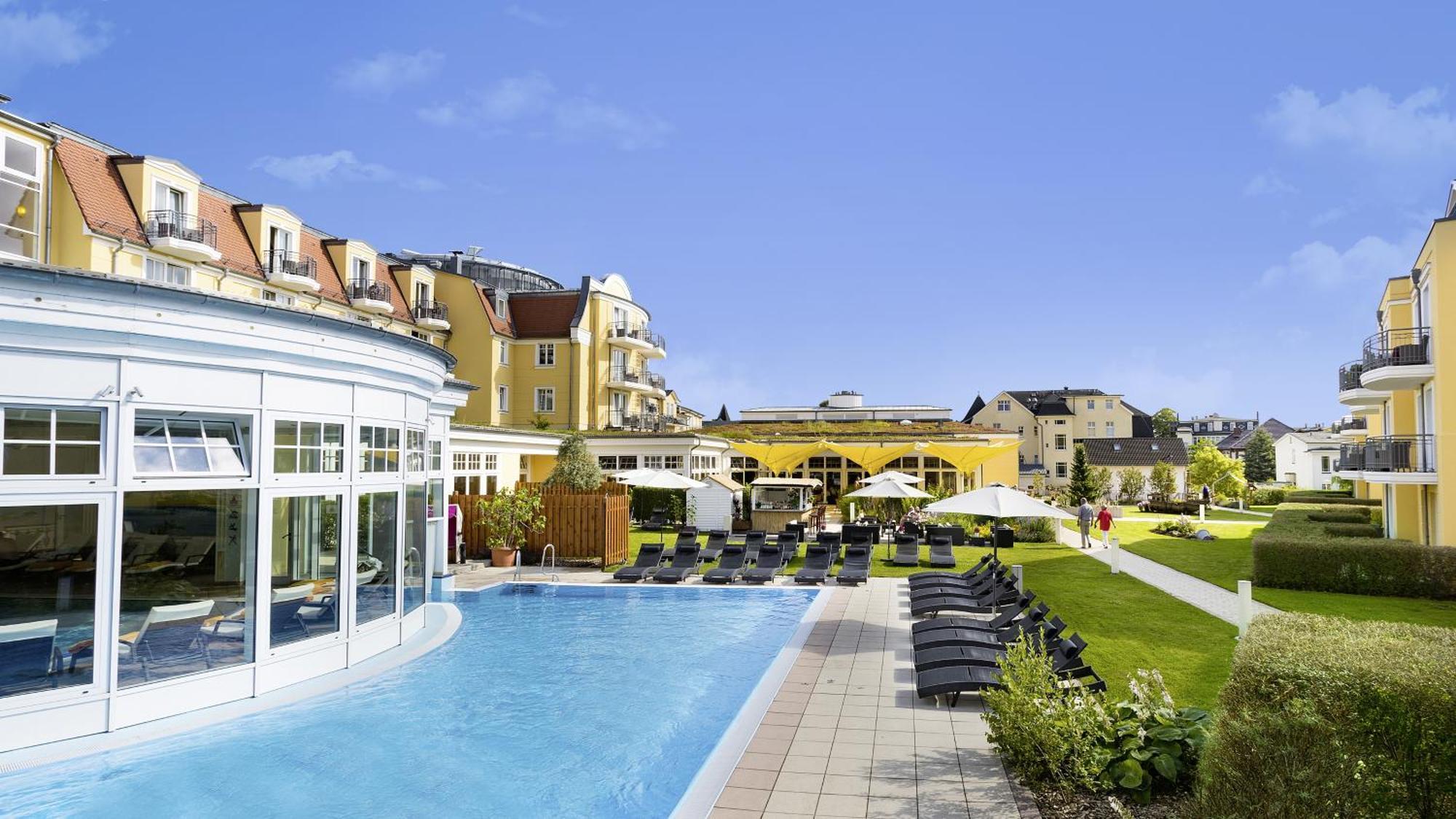 Hotel Zur Post - Ein Rovell Hotel Heringsdorf  Esterno foto