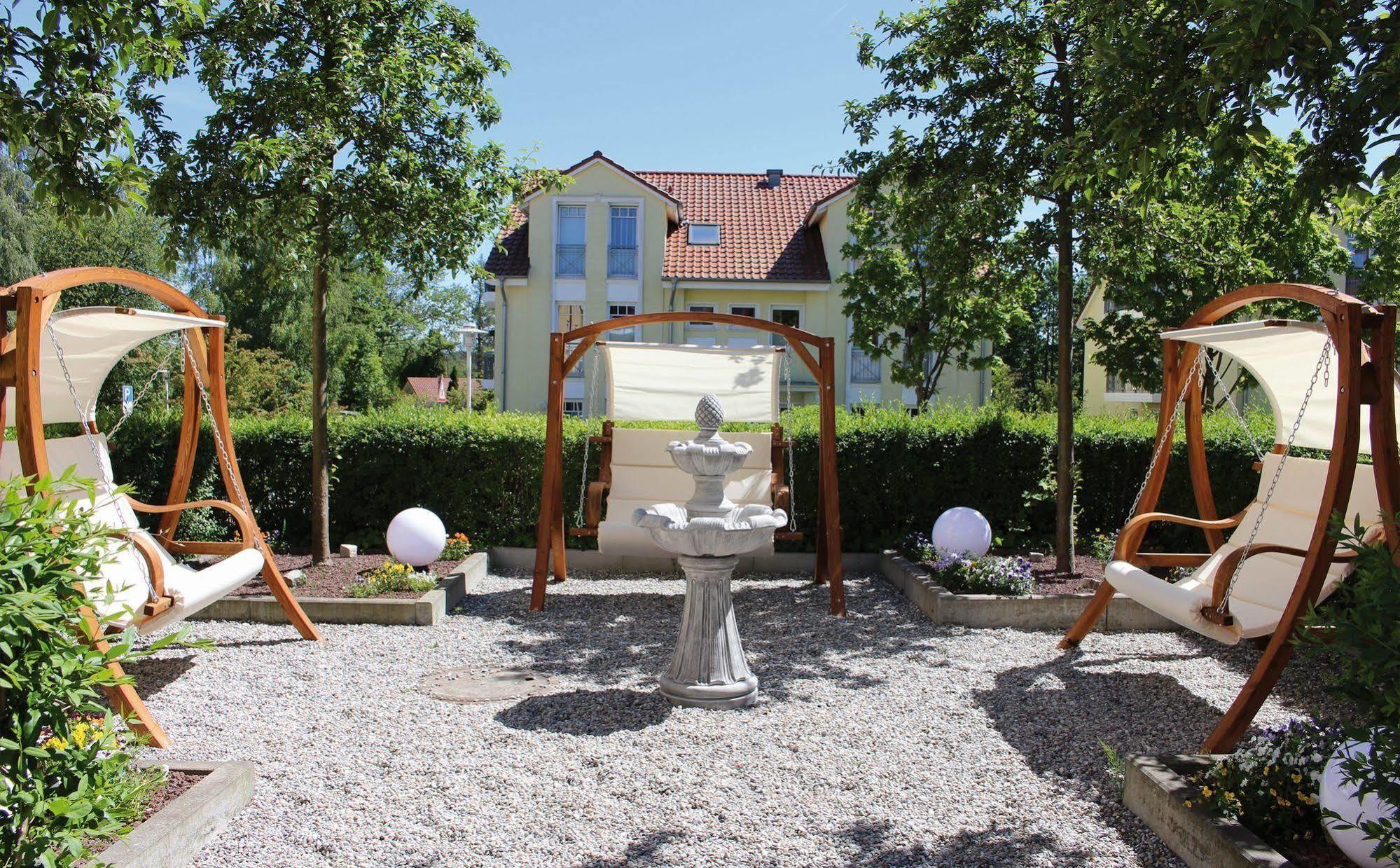 Hotel Zur Post - Ein Rovell Hotel Heringsdorf  Esterno foto