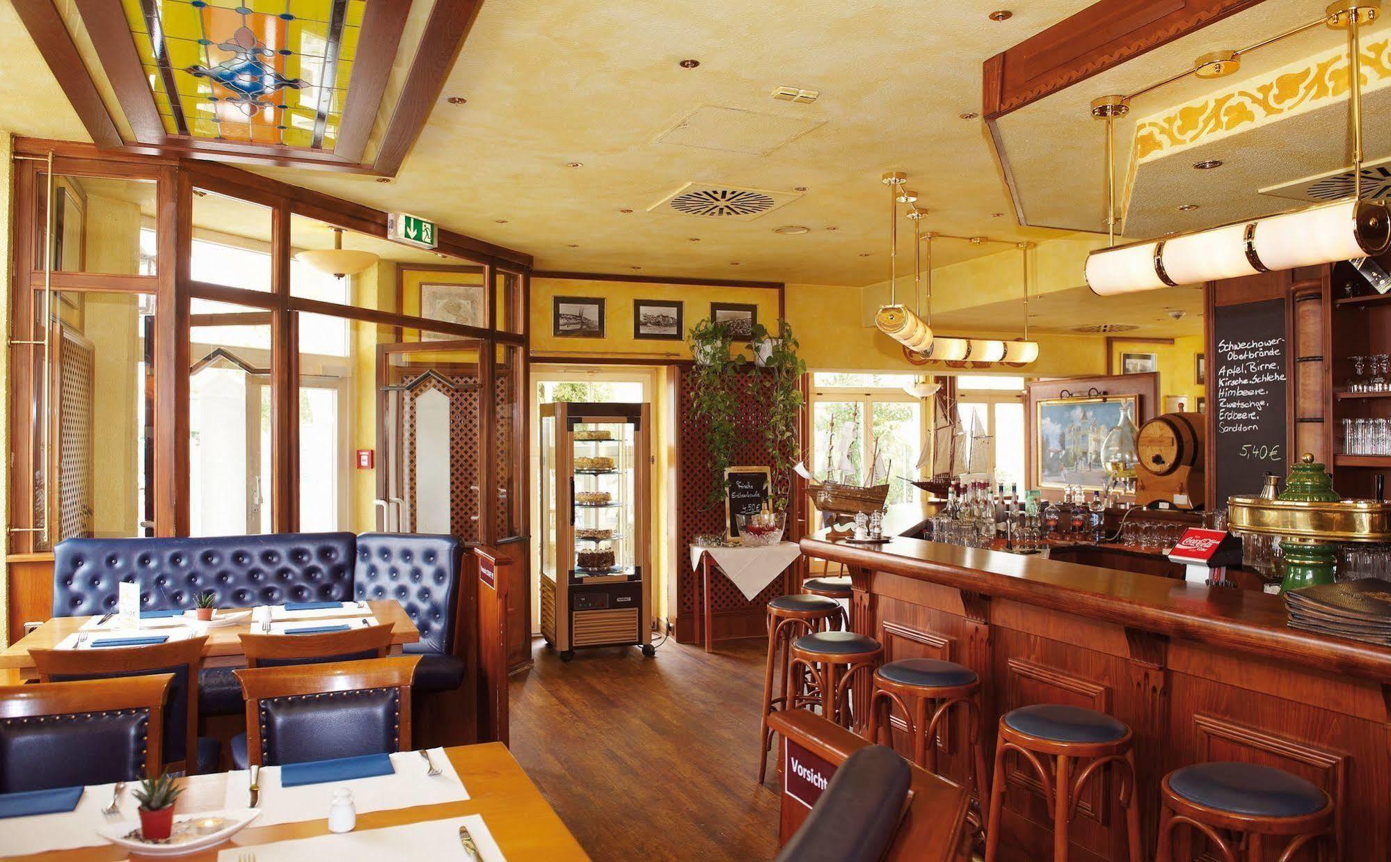 Hotel Zur Post - Ein Rovell Hotel Heringsdorf  Esterno foto